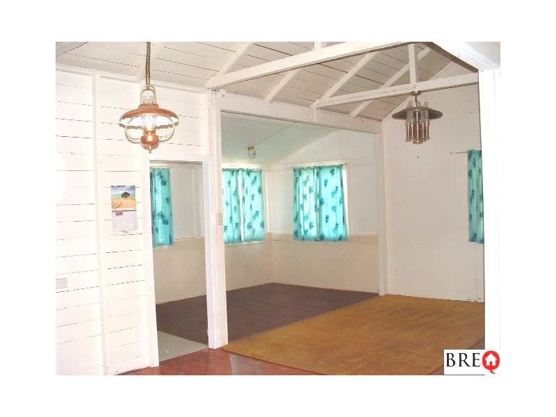 25 Rodney St, Proston QLD 4613