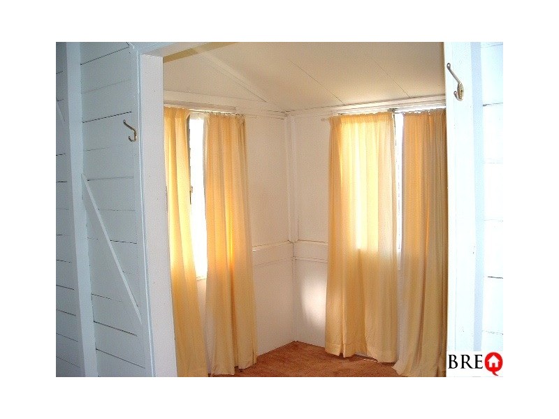 25 Rodney St, Proston QLD 4613