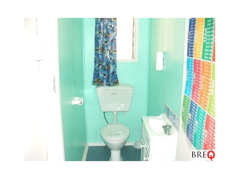 25 Rodney St, Proston QLD 4613