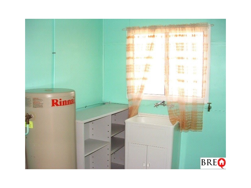 25 Rodney St, Proston QLD 4613