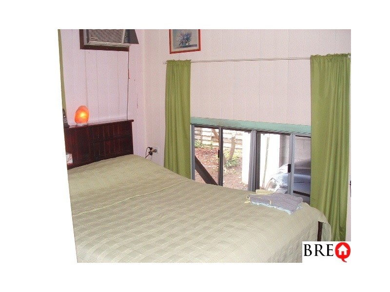 25 Scott St, Wondai QLD 4606