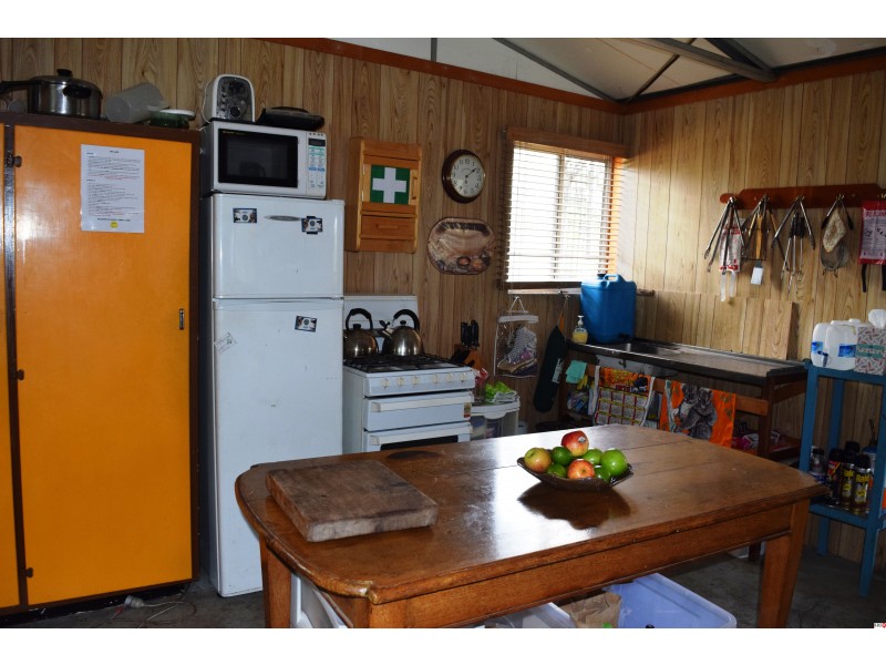 87 Mckenzie Road, Wilkesdale QLD 4608