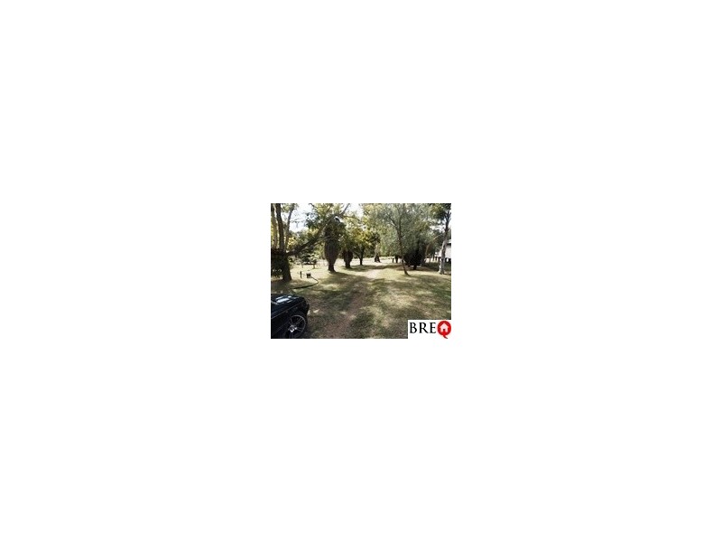 1 Main Street, Hivesville QLD 4612