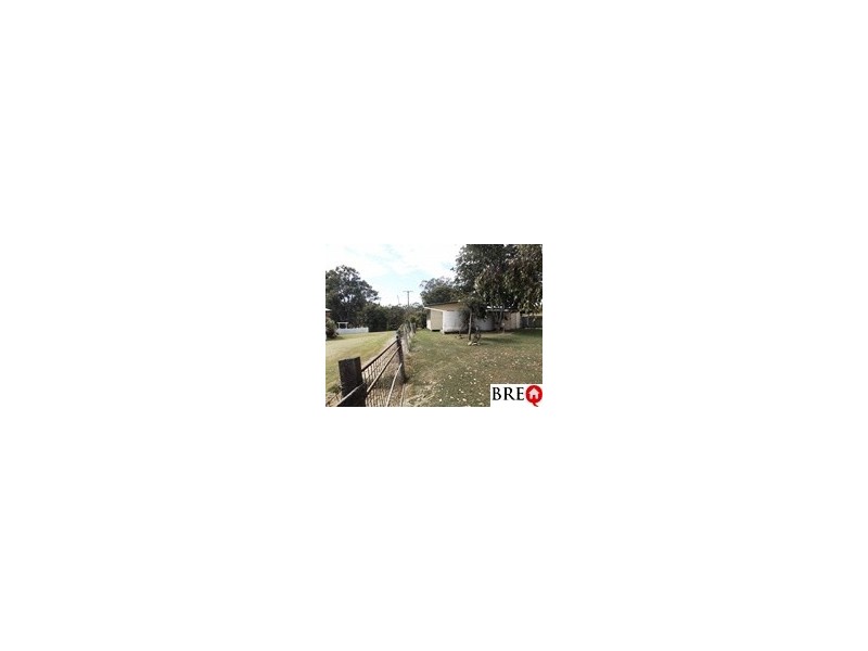 1 Main Street, Hivesville QLD 4612