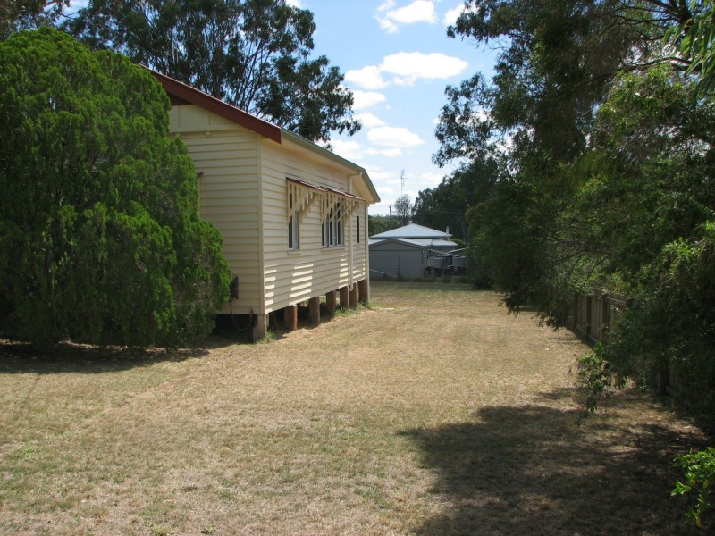 75 Baynes Street, Wondai QLD 4606