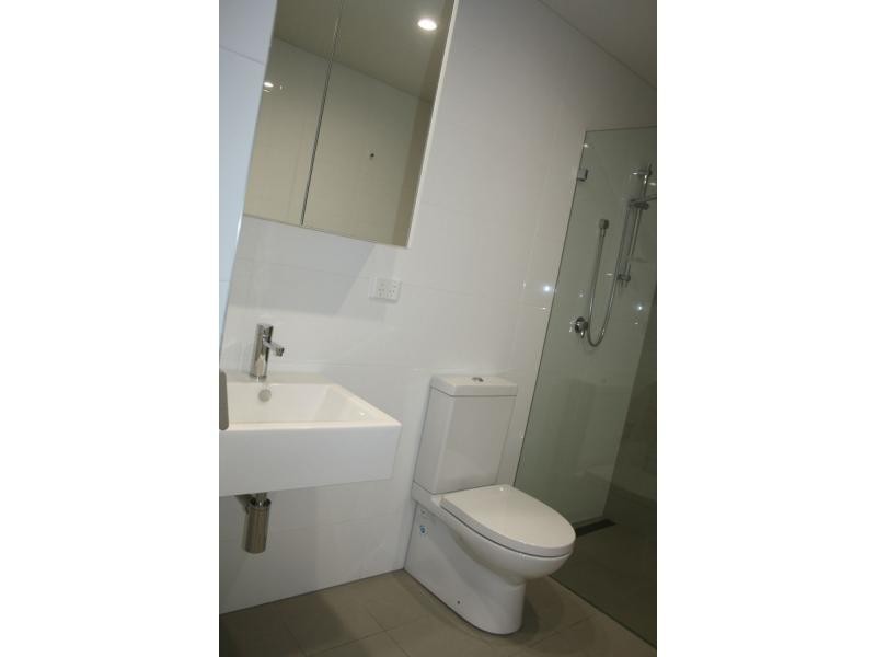 Unit 2/53 Barwon Park Road, St Peters NSW 2044