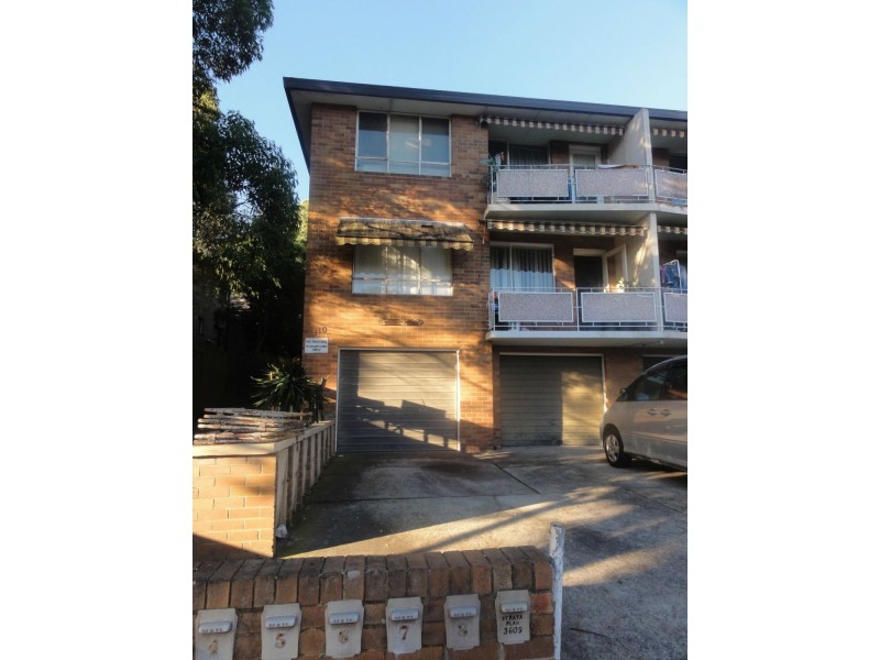 6// 110 Croydon Street, Lakemba NSW 2195