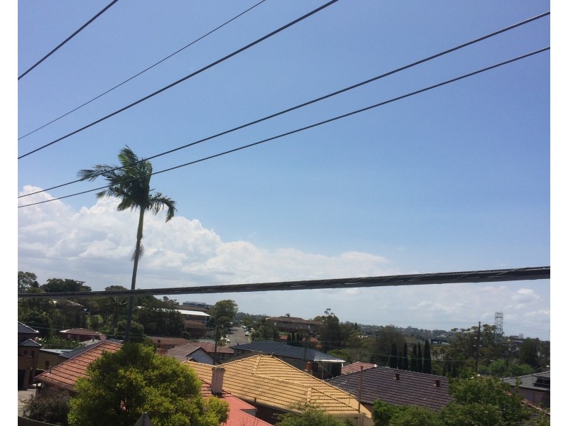 2/1 Stone St, Earlwood NSW 2206