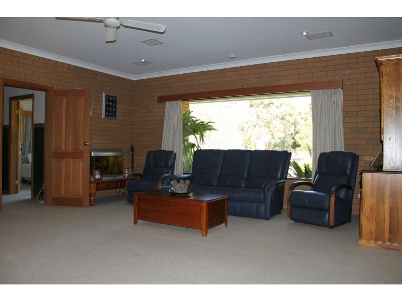 11 Catona Crescent, Cobram VIC 3644