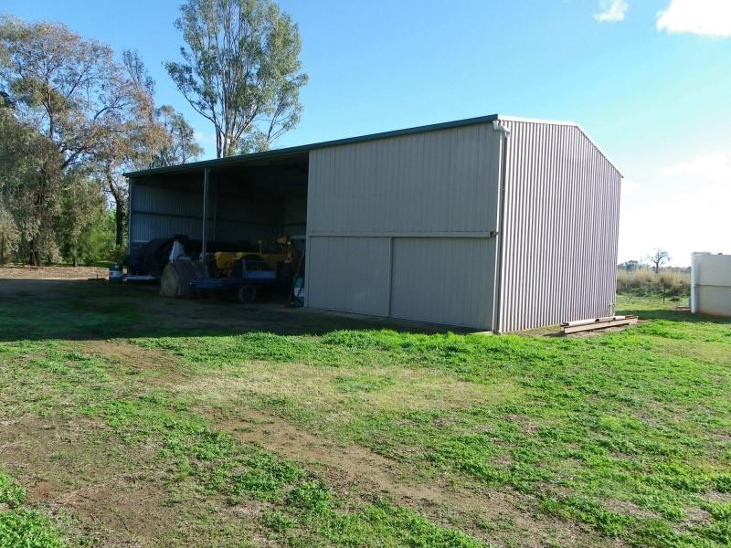 28 Collins Road, Yarroweyah VIC 3644