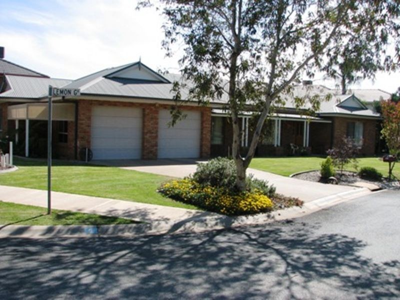 5 Lemon Grove, Cobram VIC 3644
