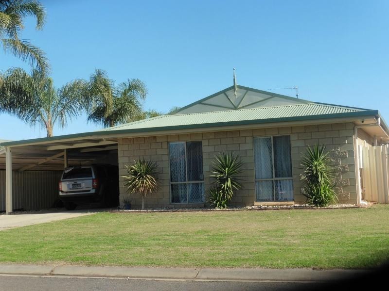 2 Ellen Drive, Cobram VIC 3644