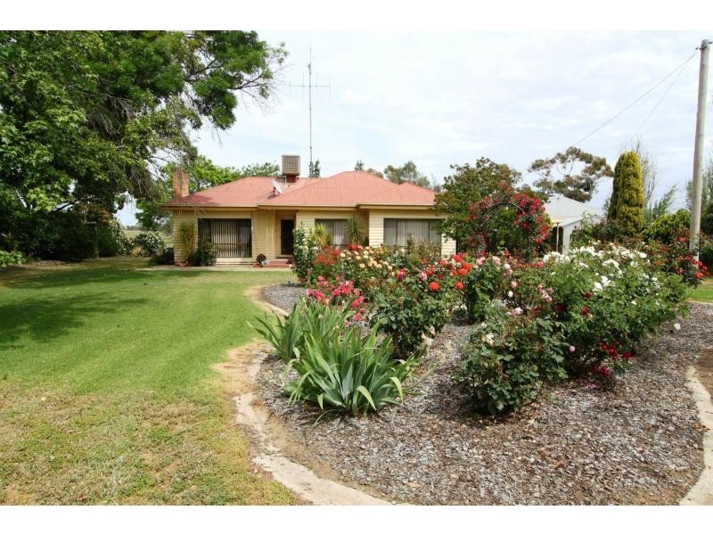 Tullakool NSW 2732