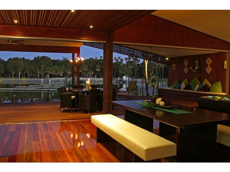 South Stradbroke QLD 4216