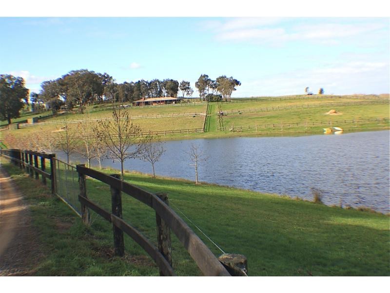 Dixons Creek VIC 3775