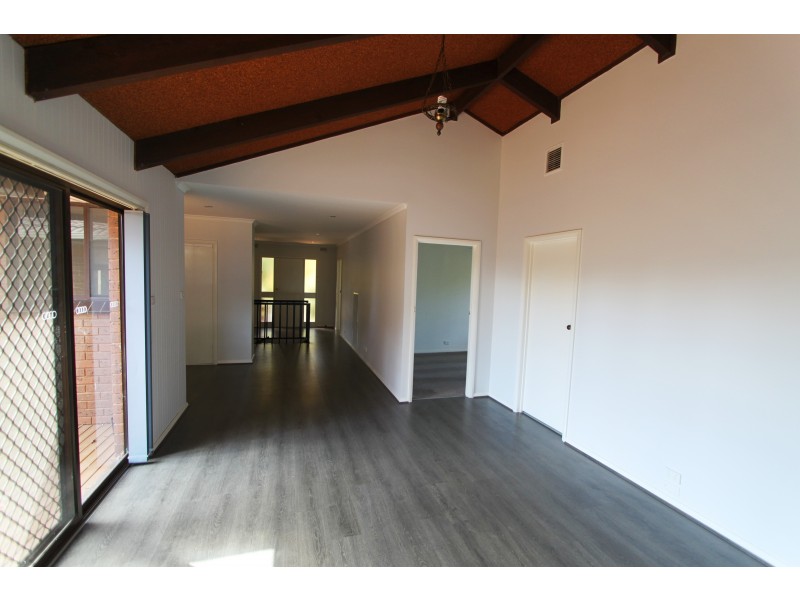 11 Brepbir St, Cobram VIC 3644