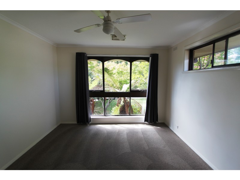 11 Brepbir St, Cobram VIC 3644