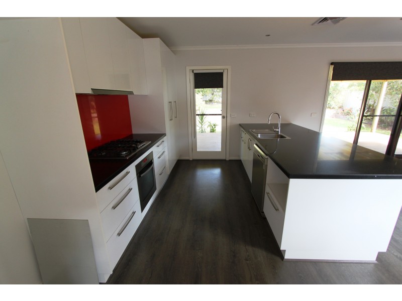 11 Brepbir St, Cobram VIC 3644