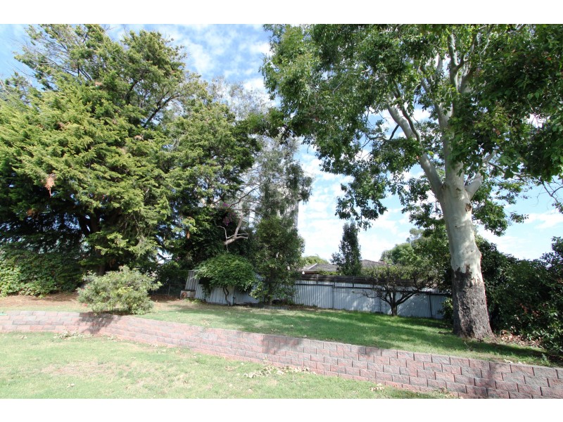 11 Brepbir St, Cobram VIC 3644