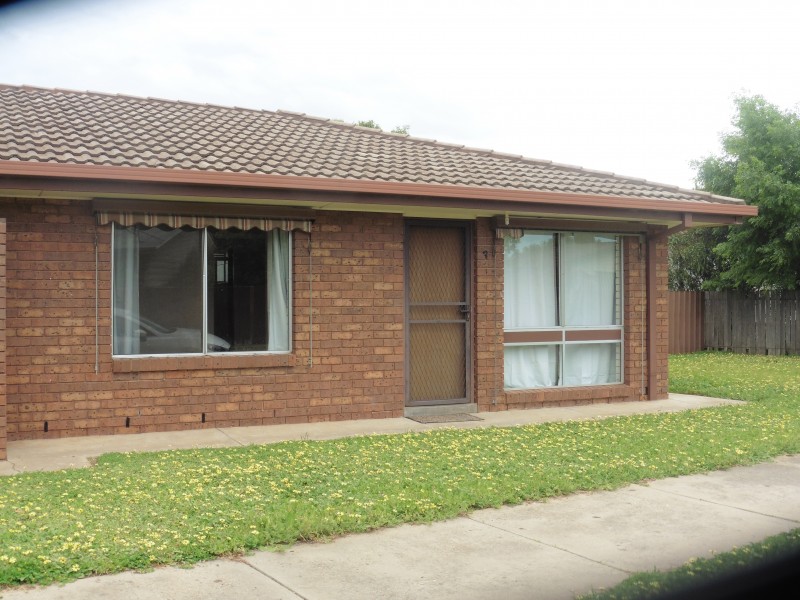 3/3 Punt Road, Cobram VIC 3644