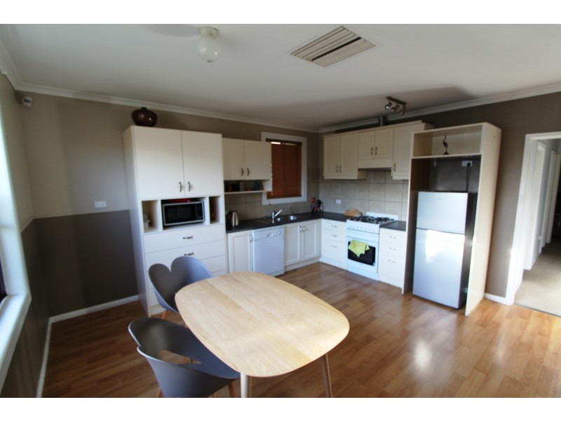 7 Christie Ave, Cobram VIC 3644