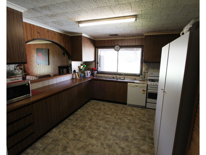 79 Nangunia St, Barooga VIC 3644
