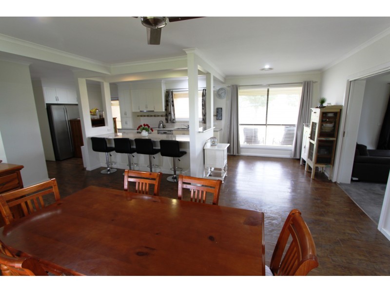 159 McCullochs Rd, Tocumwal NSW 2714