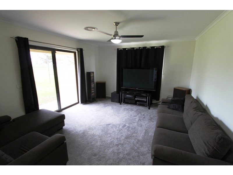 159 McCullochs Rd, Tocumwal NSW 2714