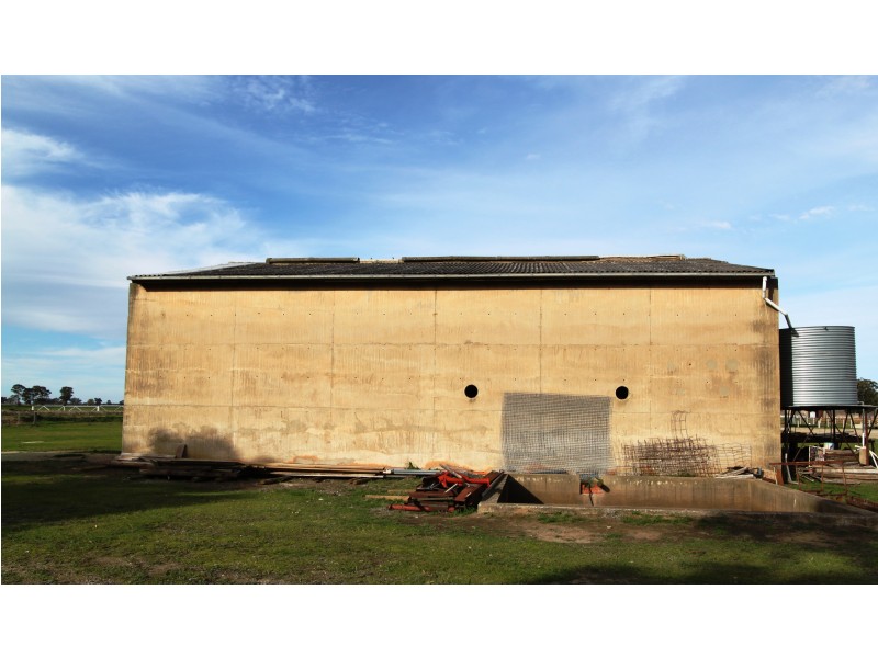 159 McCullochs Rd, Tocumwal NSW 2714
