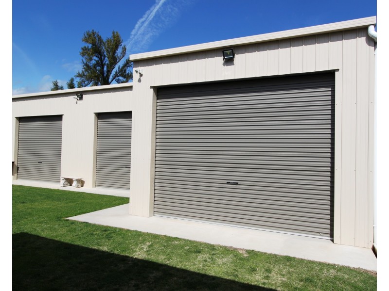 4 Manse Rd, Cobram VIC 3644