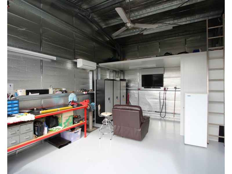 4 Manse Rd, Cobram VIC 3644