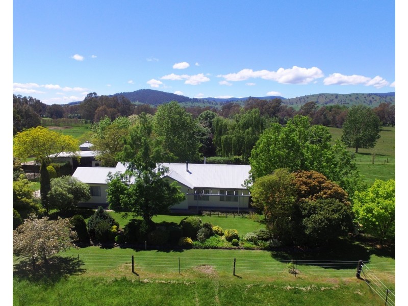 2167 Kiewa Valley Hwy, Kergunyah VIC 3691