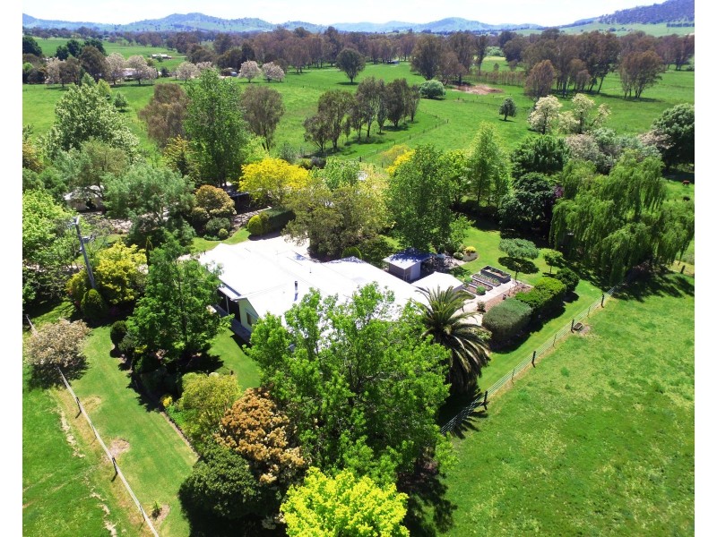 2167 Kiewa Valley Hwy, Kergunyah VIC 3691