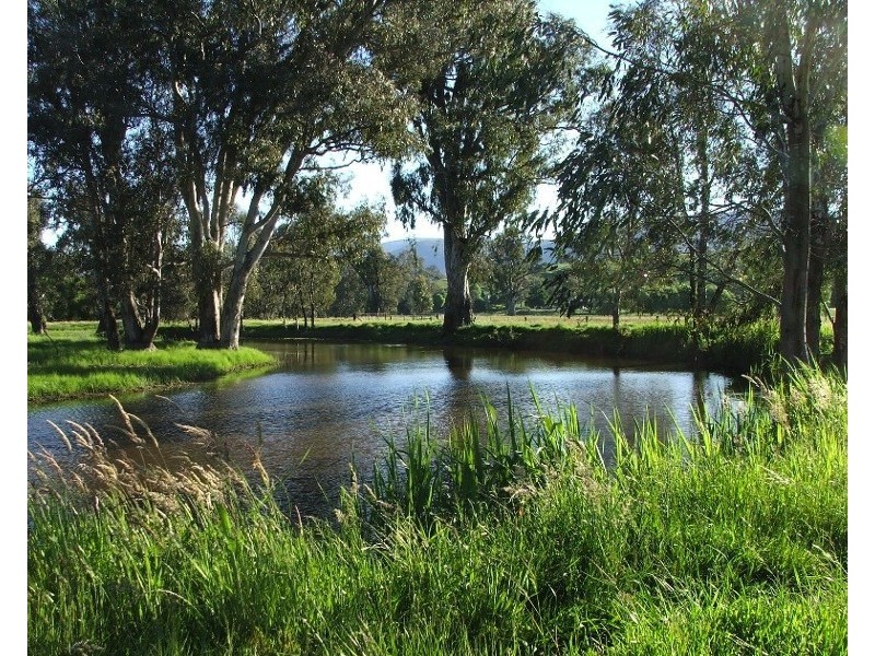 2167 Kiewa Valley Hwy, Kergunyah VIC 3691