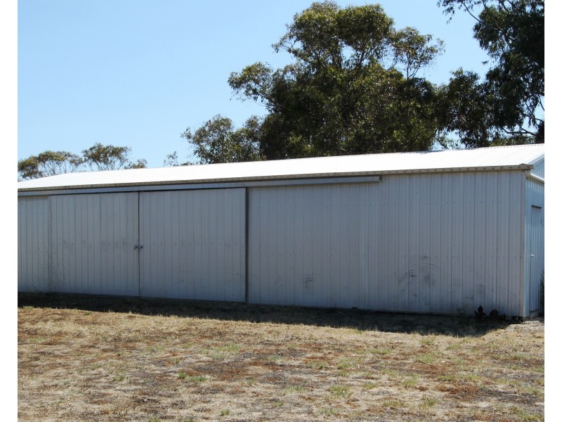 116 Murray St, Tocumwal NSW 2714