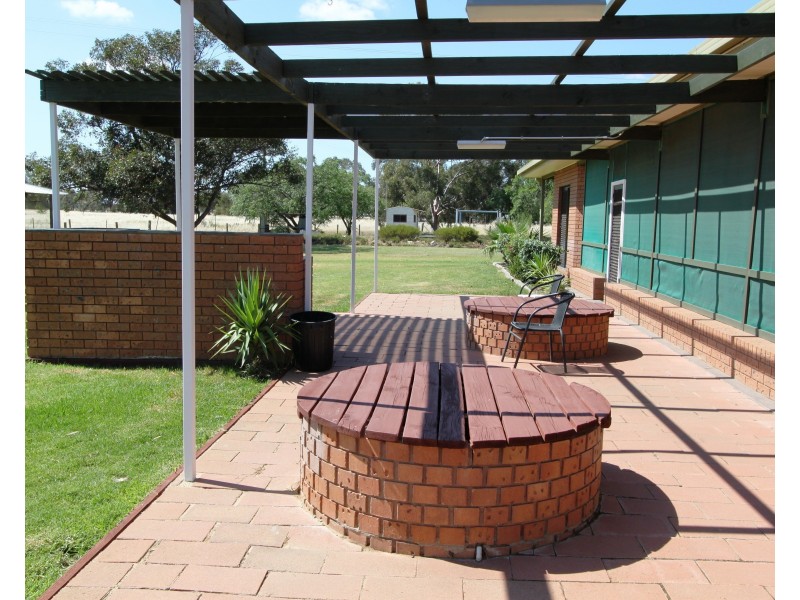 116 Murray St, Tocumwal NSW 2714