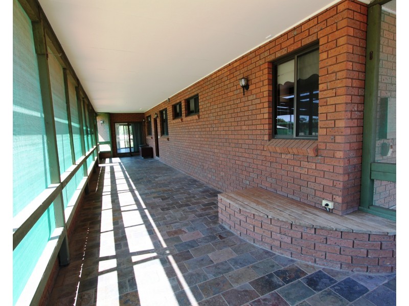 116 Murray St, Tocumwal NSW 2714