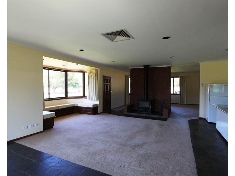 116 Murray St, Tocumwal NSW 2714