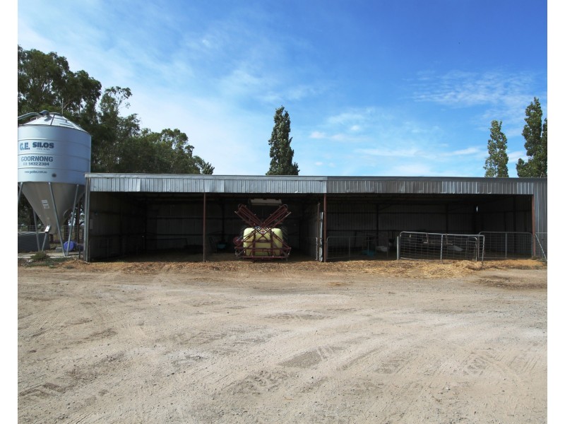 334 Mywee Rd, Strathmerton VIC 3641