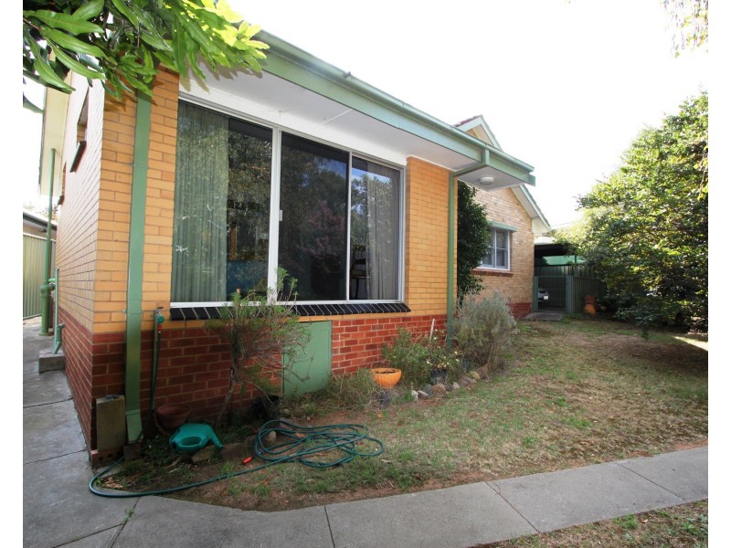10 Lirrk St, Cobram VIC 3644
