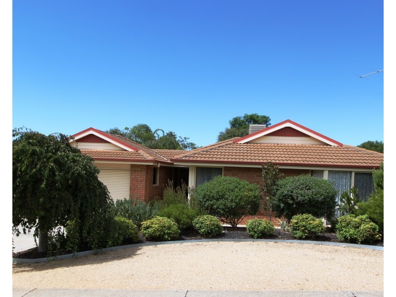 6 Anvil St, Cobram VIC 3644