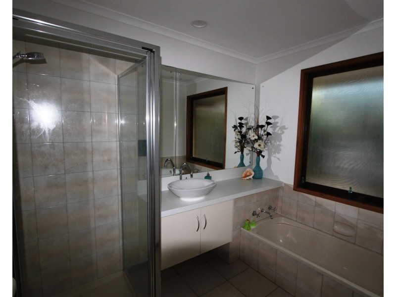6 Anvil St, Cobram VIC 3644