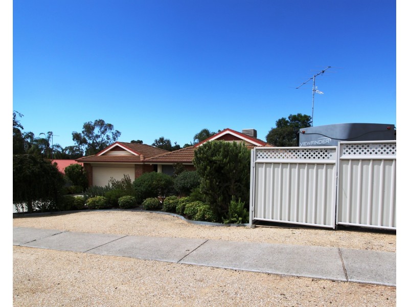6 Anvil St, Cobram VIC 3644
