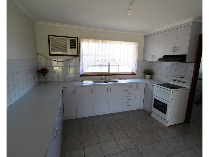 2/8 Oak St, Cobram VIC 3644
