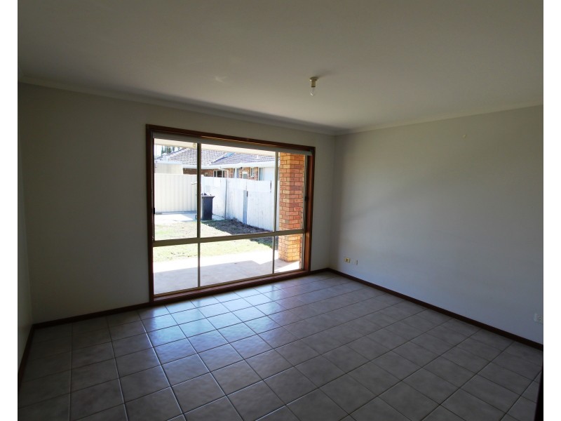 2/8 Oak St, Cobram VIC 3644