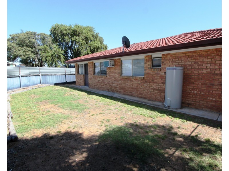 2/8 Oak St, Cobram VIC 3644