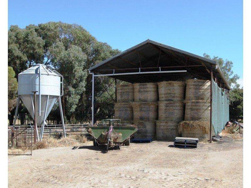 1622 Numurkah Rd, Strathmerton VIC 3641