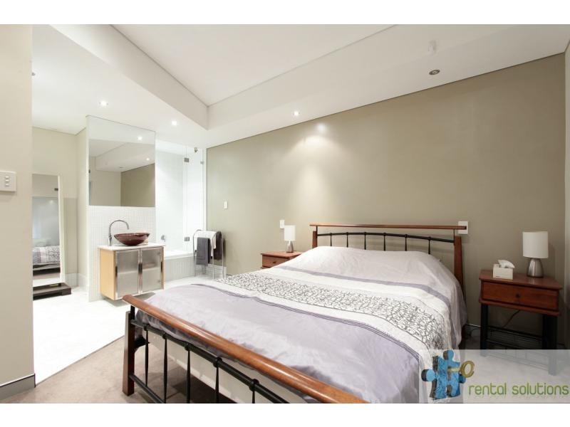 Perth WA 6000