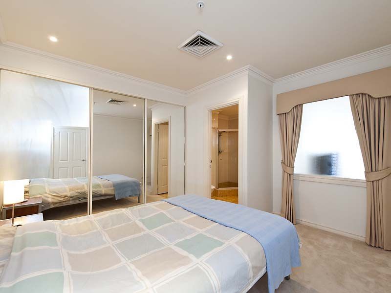 Perth WA 6000