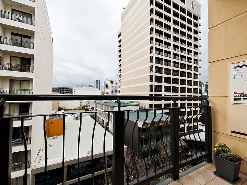 Perth WA 6000